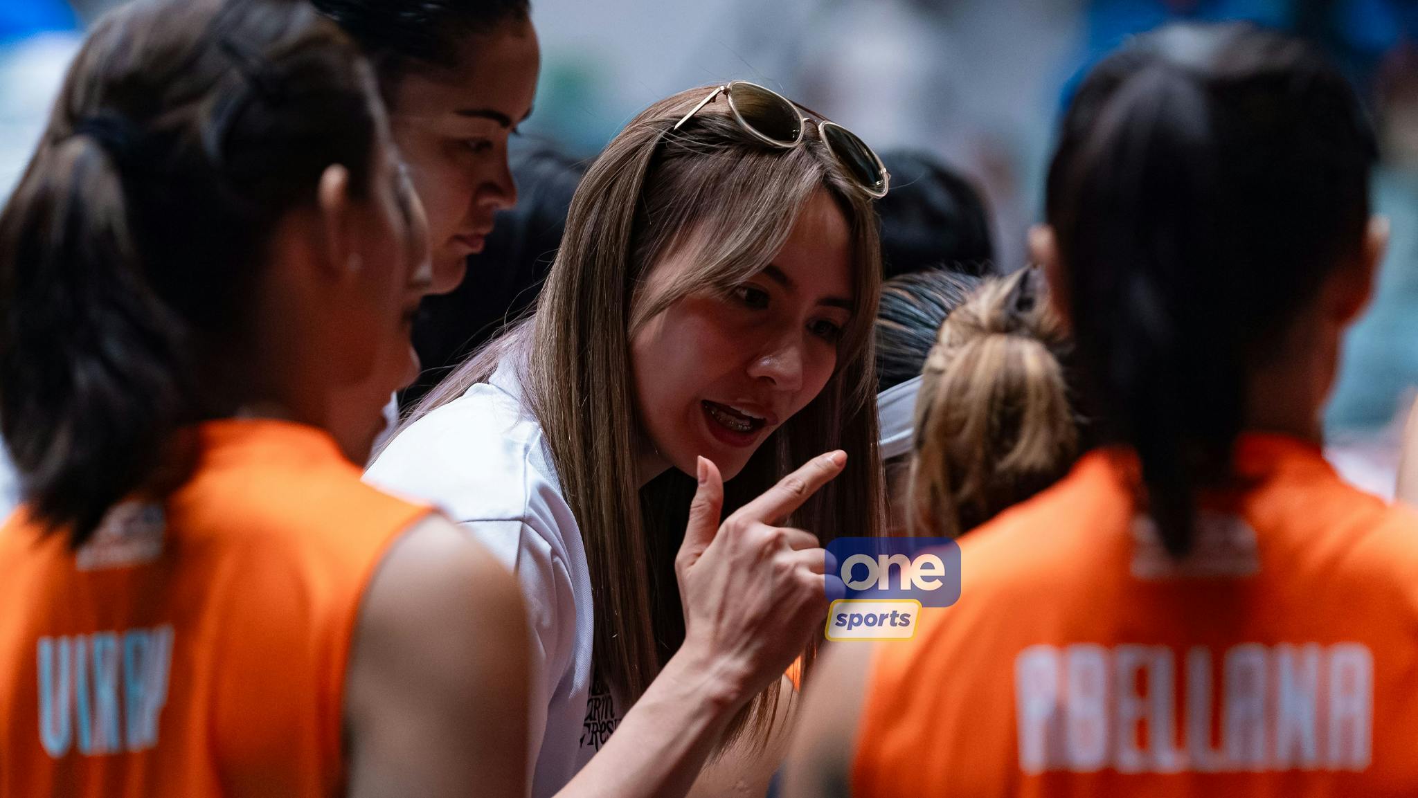 Wise RADvice: Rachel Anne Daquis imparts wisdom to Farm Fresh as Foxies await her on-court return